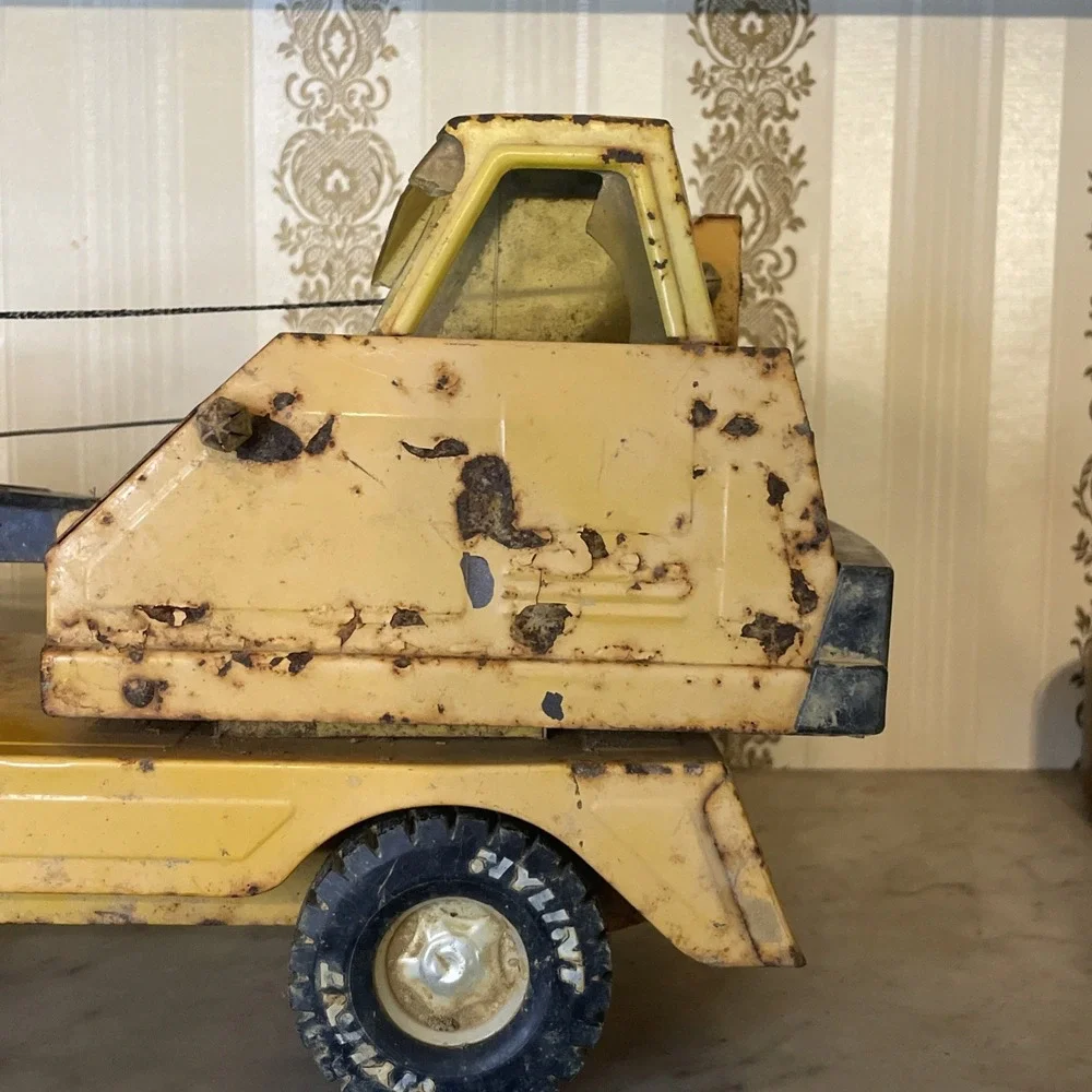 Nylint Road Builders 1950s 1960s Yellow Metal Steel Crane WORKING Distressed